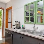 Сasa de vacaciones The Chestnut Garden -