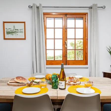 Holiday home The Chestnut Garden - *