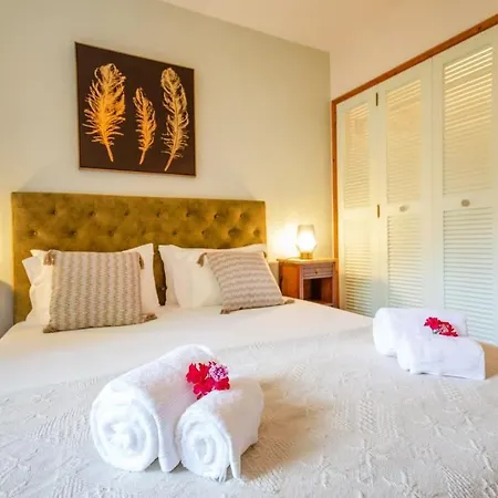The Chestnut Garden - Holiday home