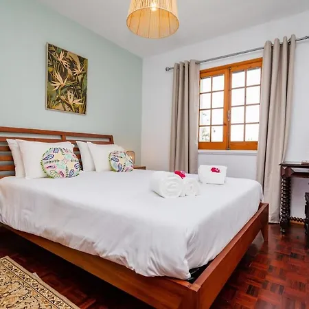 The Chestnut Garden - Дом отдыха *