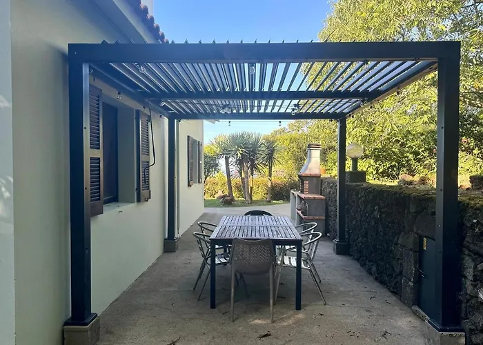 The Chestnut Garden - * Fenais da Luz